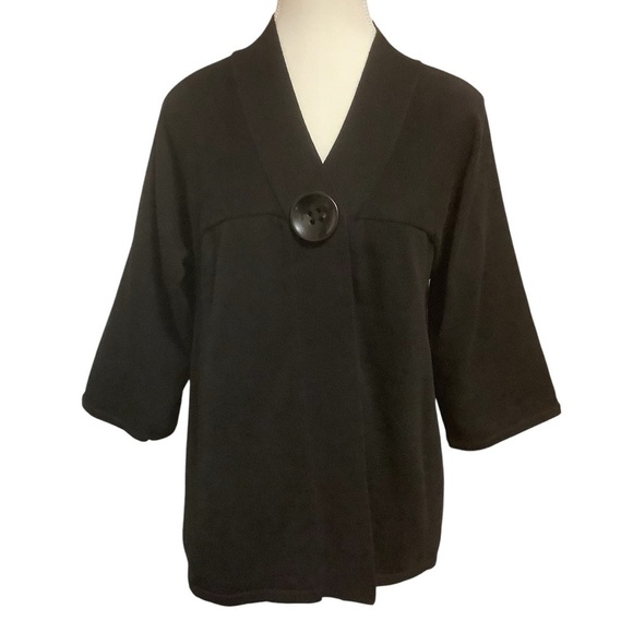 Lisa international Sweaters - LISA INTERNATIONAL BLACK COTTON V-NECK/ 3/4 SLEEVE/ LARGE BUTTON SWEATER/ Size M